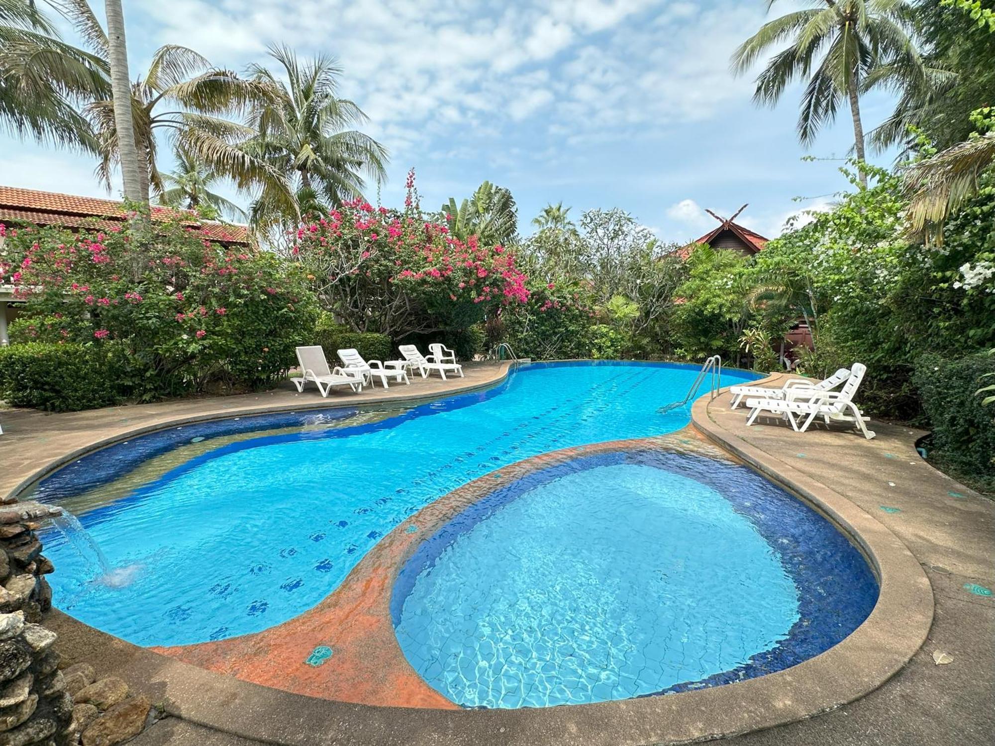 Duplex Bang Por Beach Apartment Ban Bang Po Exterior foto